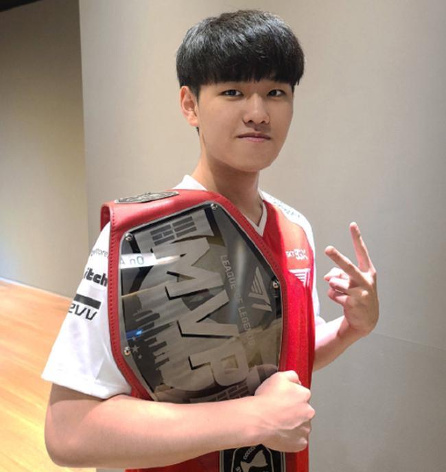 立刻如同火 立刻如同火